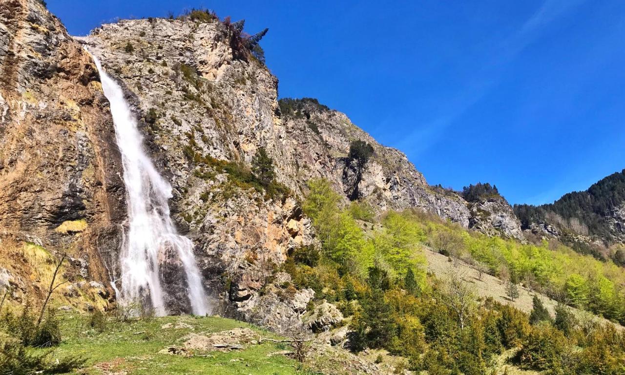 Camping Valle De Bujaruelo Torla Kültér fotó